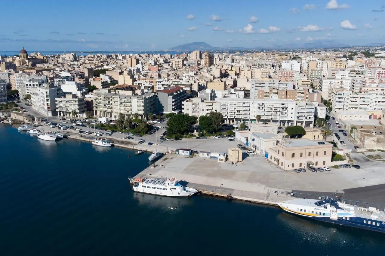 Appartamento Al porto bis Marsala 0*,  Italia